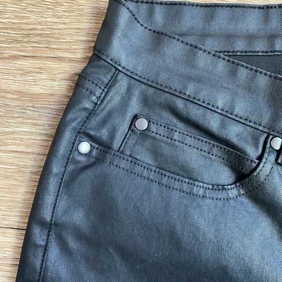 EILEEN FISHER Women's Sz. 6 Black Wax Coated Jeans Mid Rise Skinny Pants - Picture 5 of 11